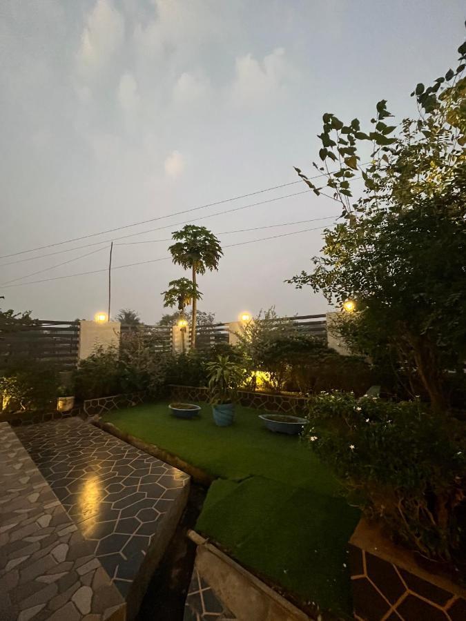 Mountain View Cottage อลีบาก ภายนอก รูปภาพ
