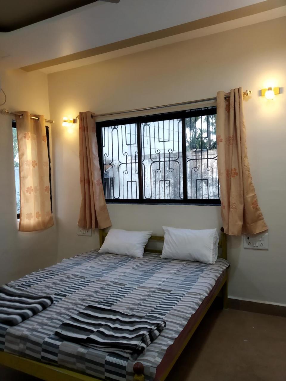 Mountain View Cottage อลีบาก ภายนอก รูปภาพ